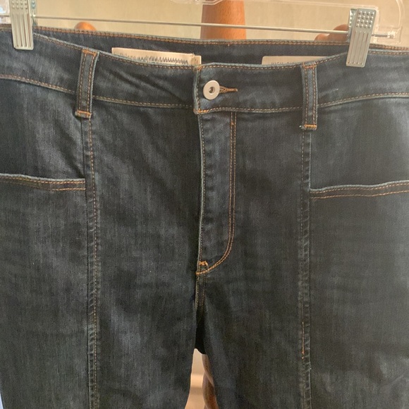 Anthropologie Pilcro Front Seam Denim Leggings - Picture 3 of 11